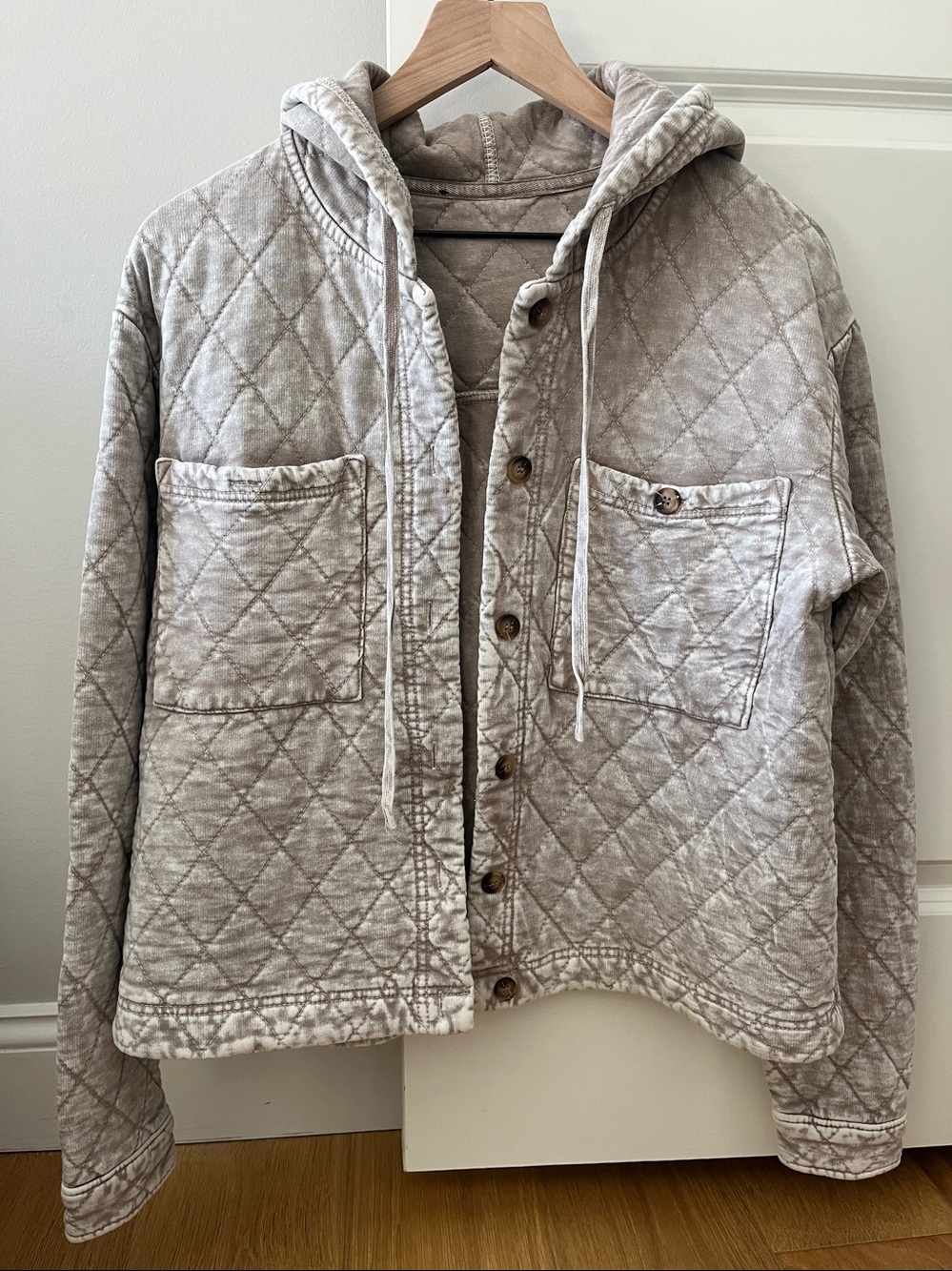 Jane and Delancey Quilted Hooded button up Sweatshirt